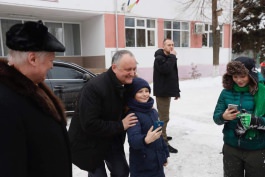 Igor Dodon și Anatolii Karpov au participat la deschiderea Campionatulului Moldovei la șah între echipe de cadeți