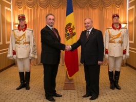 President Nicolae Timofti receives letters of accreditation from five envoys