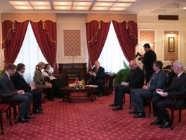 President Nicolae Timofti receives letters of accreditation from five envoys