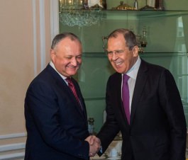 Igor Dodon a avut o întrevedere de lucru cu Serghei Lavrov