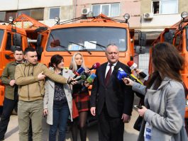 Președintele Igor Dodon a participat la prezentarea autospecialelor ”Kamaz” oferite de Federația Rusă