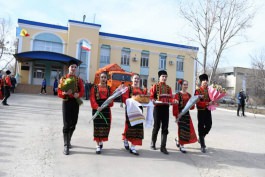 Глава государства передал две единицы спецтехники властям города Комрата и села Конгаз 