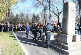 Игорь Додон принял участие в мероприятиях в честь 75-летия освобождения города Сороки