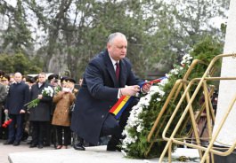 Igor Dodon a participat la evenimentele desfășurate cu prilejul aniversării a 75-a de la eliberarea orașului Bălți