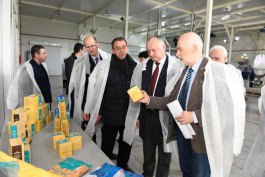 Igor Dodon visited two enterprises in northern Moldova