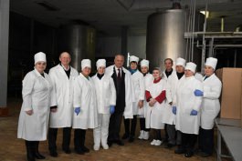 Igor Dodon visited two enterprises in northern Moldova