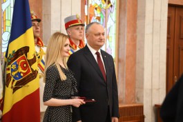 Igor Dodon a înmînat înalte distincții de stat unui grup de cetățeni