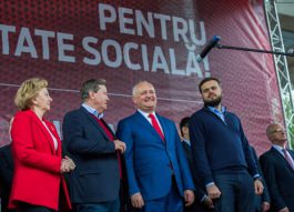 Președintele țării a participat la marșul și mitingul echității sociale