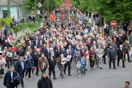 Igor Dodon a participat la marșul „Regimentul Nemuritor”