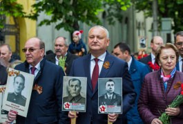 Igor Dodon a participat la marșul „Regimentul Nemuritor”