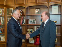 Igor Dodon avut o întrevedere de lucru cu Oleg Vasnețov