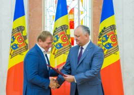 Igor Dodon a înmînat distincții de stat unui grup de sportivi și antrenori