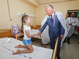 Cuplul prezidențial a donat Spitalului „V. Ignatenco” echipament medical