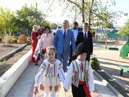 Igor Dodon a vizitat satul Etulia