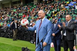 Igor Dodon a participat la ceremonia de deschidere a primei ediții a Cupei Președintelui la fotbal între copii