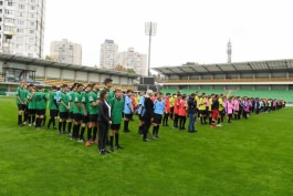 Igor Dodon a participat la ceremonia de deschidere a primei ediții a Cupei Președintelui la fotbal între copii