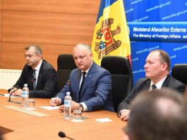 Igor Dodon a prezentat efectivelor ministerelor trei noi miniștri