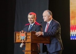 Igor Dodon a participat la ceremonia consacrată Zilei lucrătorului din agricultură şi industria prelucrătoare