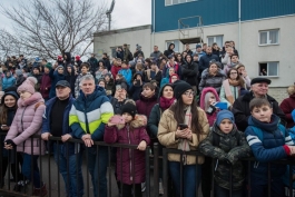 Igor Dodon a înmînat Cupa Președintelui învingătorilor turneului de fotbal între liceeni