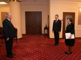 Moldovan president receives accreditation letters of five envoys