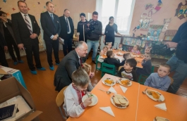 Igor Dodon a vizitat satele Crasnoarmeiscoe și Tălăești din raionul Hîncești