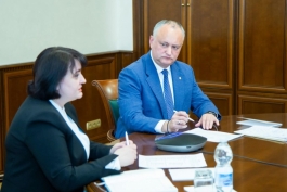 Șeful statului a prezidat ședința Centrului Unic de Comandă de gestionare a crizei provocate de COVID-19