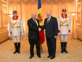 Moldovan president receives accreditation letters of five ambassadors