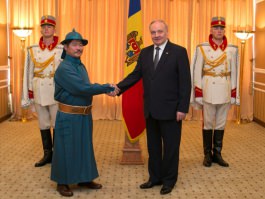 Moldovan president receives accreditation letters of five ambassadors