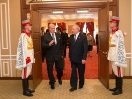 Moldovan president receives accreditation letters of five ambassadors