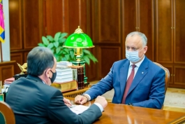 Igor Dodon a avut o întrevedere cu președintele Consiliului de administrație al Comisiei Naționale a Pieței Financiare