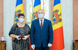 Președintele Republicii Moldova a înmânat distincții de stat unui grup de medici 