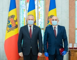 Igor Dodon a înmânat înalte distincții de stat unui grup de cetățeni