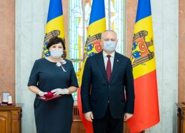 Igor Dodon a înmânat înalte distincții de stat unui grup de cetățeni