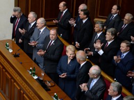 Moldovan president attends investiture ceremony of newly-elected Ukrainian president