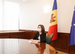 Președintele Maia Sandu a avut o întrevedere cu Ambasadorul SUA în țara noastră, Dereck J. Hogan