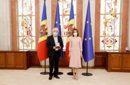 Președintele Maia Sandu: „Republica Moldova are artiști talentați și prolifici, adevărați ambasadori ai valorilor și tradițiilor noastre”