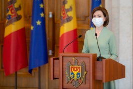 Președintele Maia Sandu a înmânat Diplome de Onoare celor mai buni absolvenți de liceu din Republica Moldova