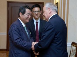 Президент Николае Тимофти встретился с заместителем министра иностранных дел Японии по парламентским вопросам Такао Макино