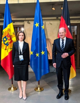 Președinta Maia Sandu a discutat, la München, cu Cancelarul Republicii Federale Germania, Olaf Scholz