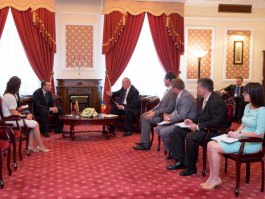 Moldovan president receives accreditation letters from German, Lithuanian envoys