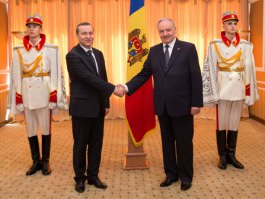 Președintele Republicii Moldova, Nicolae Timofti, a primit scrisorile de acreditare din partea a doi ambasadori