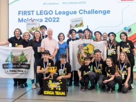 Президент Майя Санду приняла участие в финале FIRST LEGO League Challenge и вручила призы командам-победителям соревнования 