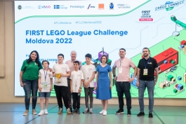 Президент Майя Санду приняла участие в финале FIRST LEGO League Challenge и вручила призы командам-победителям соревнования 