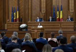 Adresarea Președintei Maia Sandu la ședinţa comună a Parlamentului Republicii Moldova şi a Parlamentului României