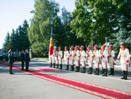 Președintele Nicolae Timofti a participat la ceremonia dedicată aniversării a 23 de ani de la crearea Armatei Naționale