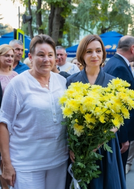 Глава государства приняла участие в Днях города Унгень, посвященных 560-летию населенного пункта