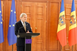 Președinta Maia Sandu, după discuția cu Comisarul Johannes Hahn: „Avem nevoie de ajutorul partenerilor noștri europeni pentru a face față provocărilor fără de precedent prin care trecem”