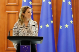 Președinta Maia Sandu, în discuție cu Președinta Parlamentului European, Roberta Metsola: „Avem nevoie de susținere pentru a depăși consecințele războiului și pentru a începe cât mai rapid negocierile de aderare”