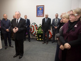 Президент Николае Тимофти принял участие в бдении у гроба бывшего директора Национального института юстиции Анастасии Паскарь