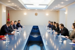Президент Майя Санду провела дискуссию с министром иностранных дел Румынии Богданом Ауреску